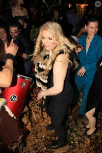 2FbFCDD67DAcd39D330b