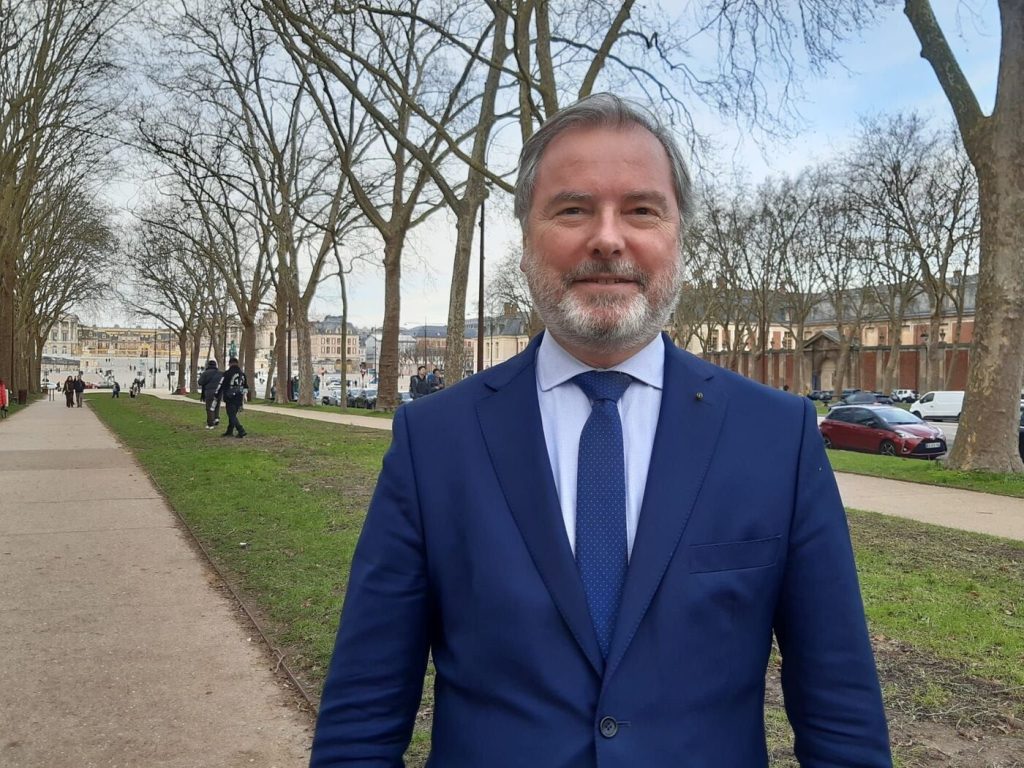 Versailles, Olivier de La Faire, candidat UDR -RN aux municipale