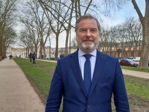 Versailles, Olivier de La Faire, candidat UDR -RN aux municipale